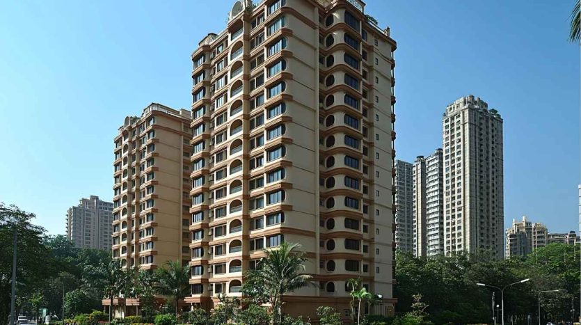 Plots vs Flats in Chandigarh & Mohali