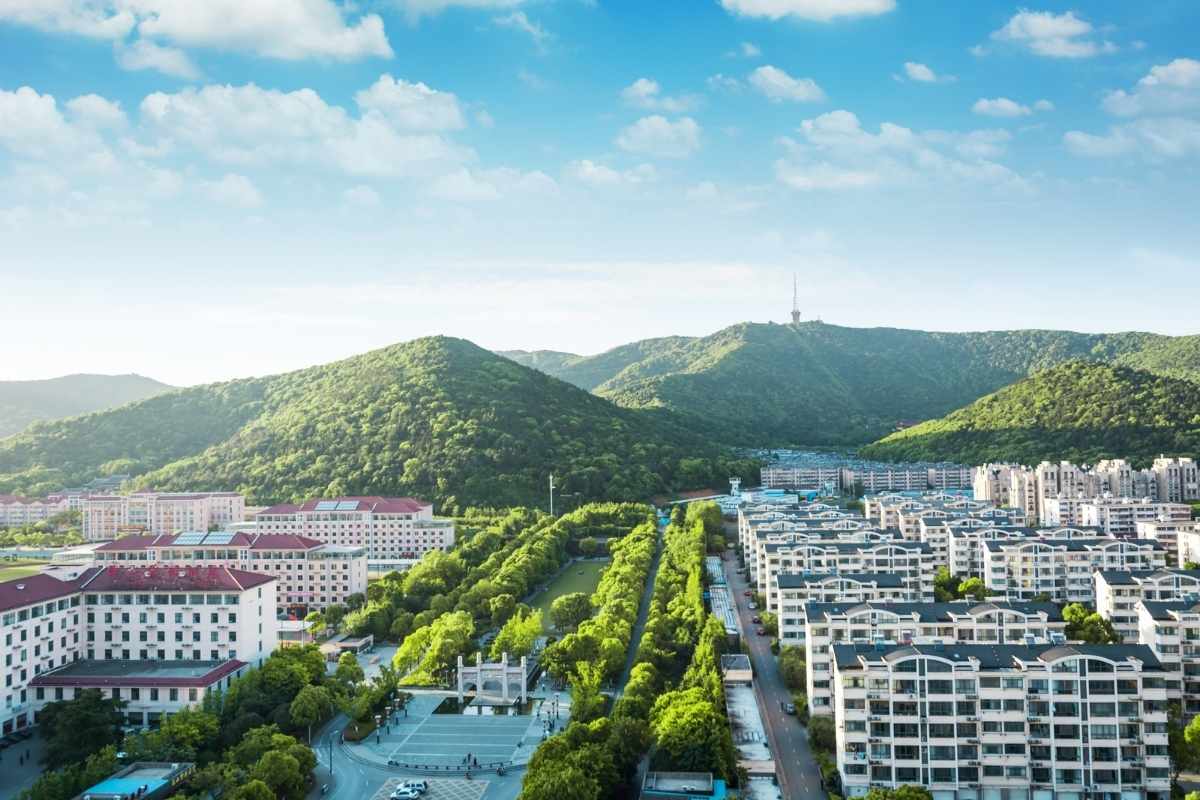 Unlock Your Dream Life with a Stunning New Property Today 1 new property